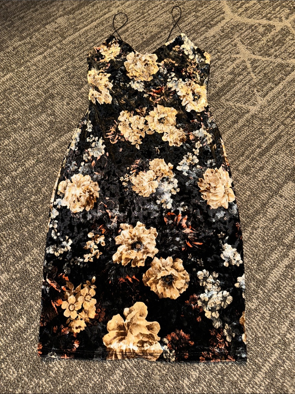 Charlotte Russe | Dresses | Charlotte Russe Black Velvet Floral Slip Dress With Gold And Cream Blooms